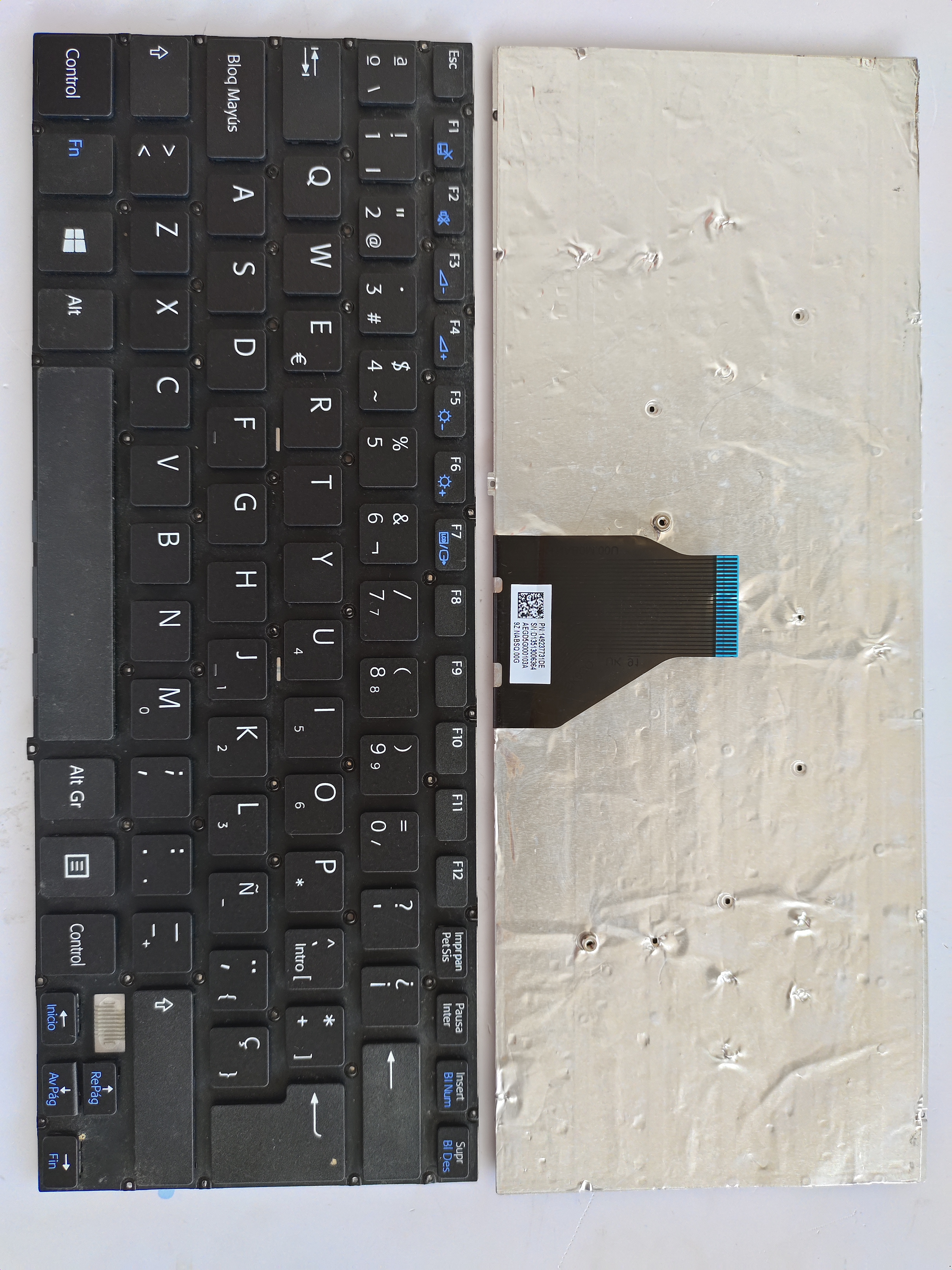 Picture of New Replacement Laptop Keyboard For SONY SVF14/SVF14A straight cable BLACK Sp Layout